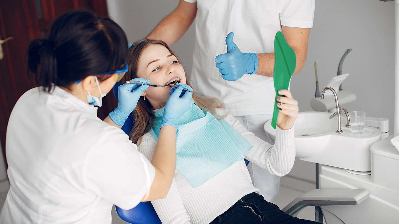 Kompozit Dolgularda Renk Uyumu